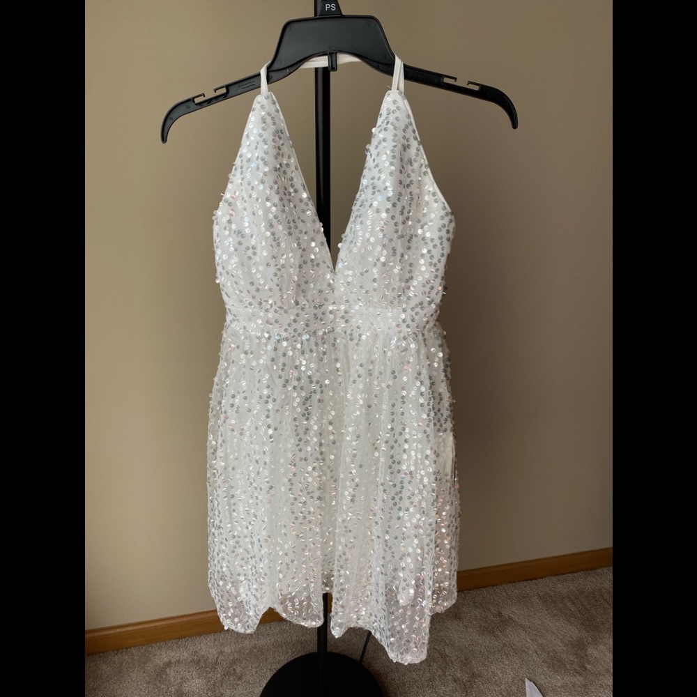 NWT Lulus white sequins party dress XS